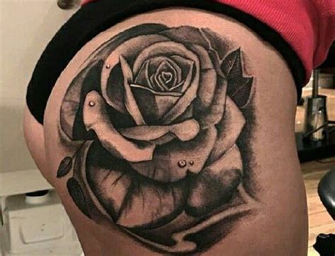 tatuajes para mujer nalga|22 ideas de Tatoo nalga 